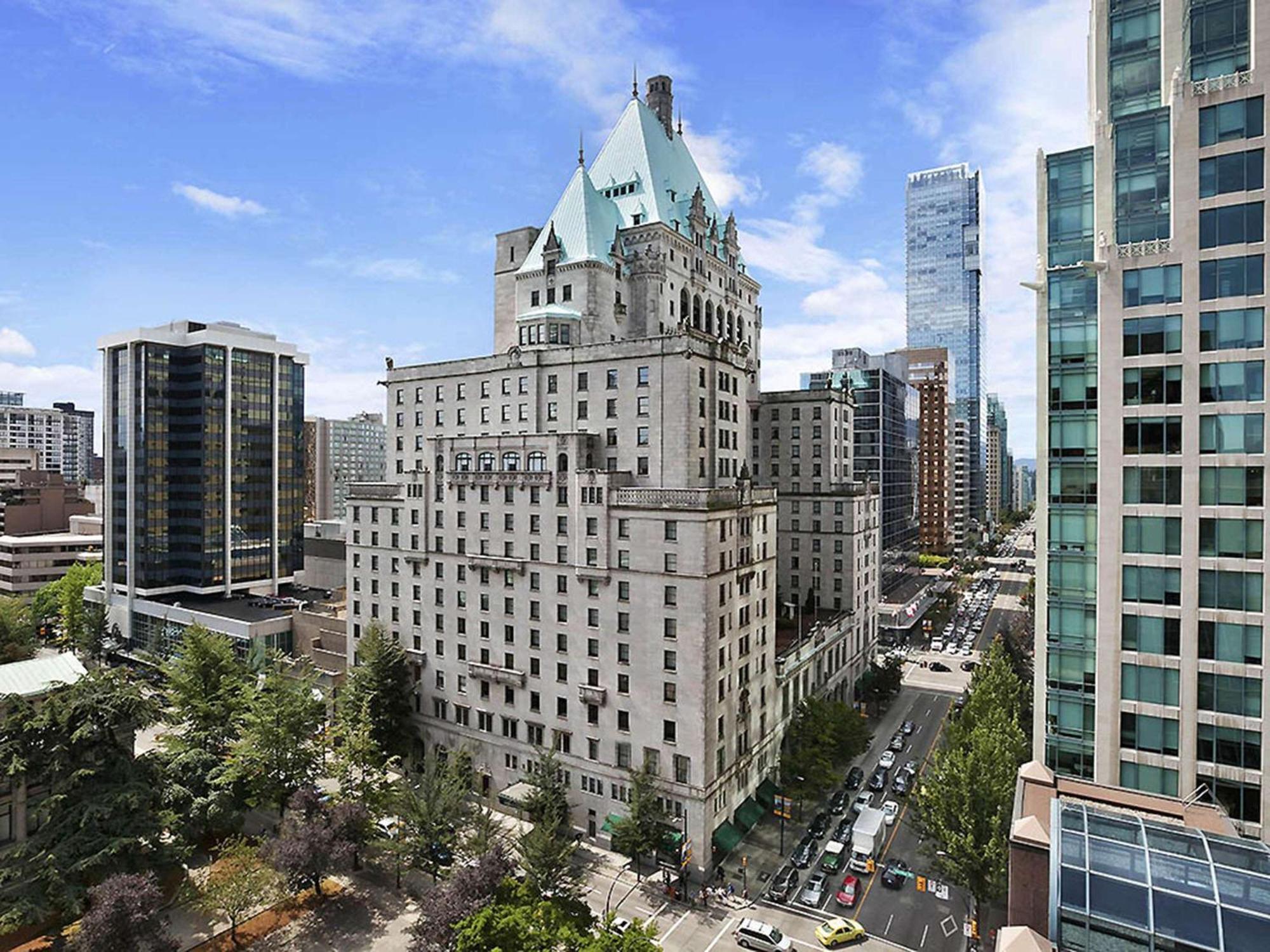 Fairmont Hotel Vancouver Dış mekan fotoğraf The Sutton